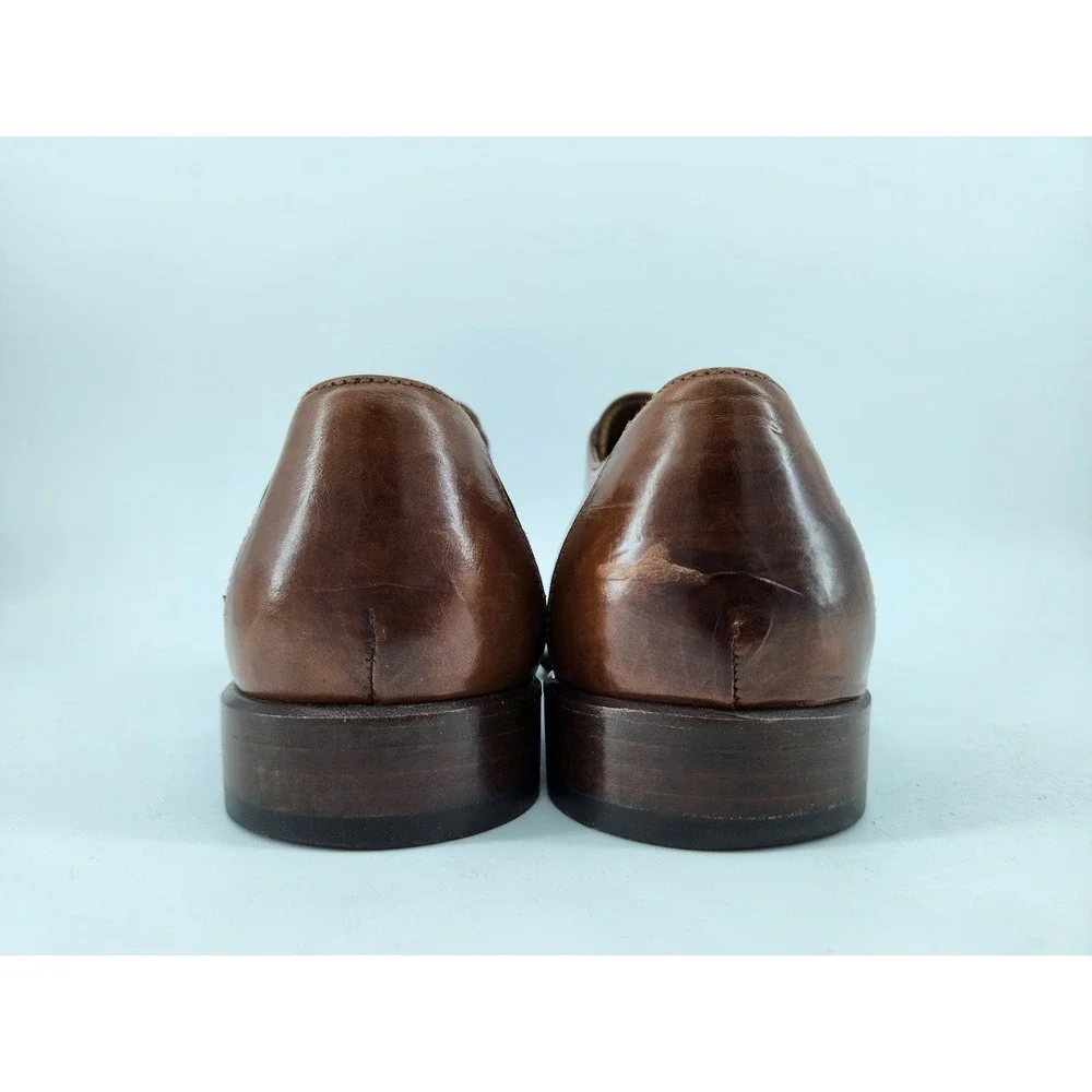 Mario Bruni across have monk