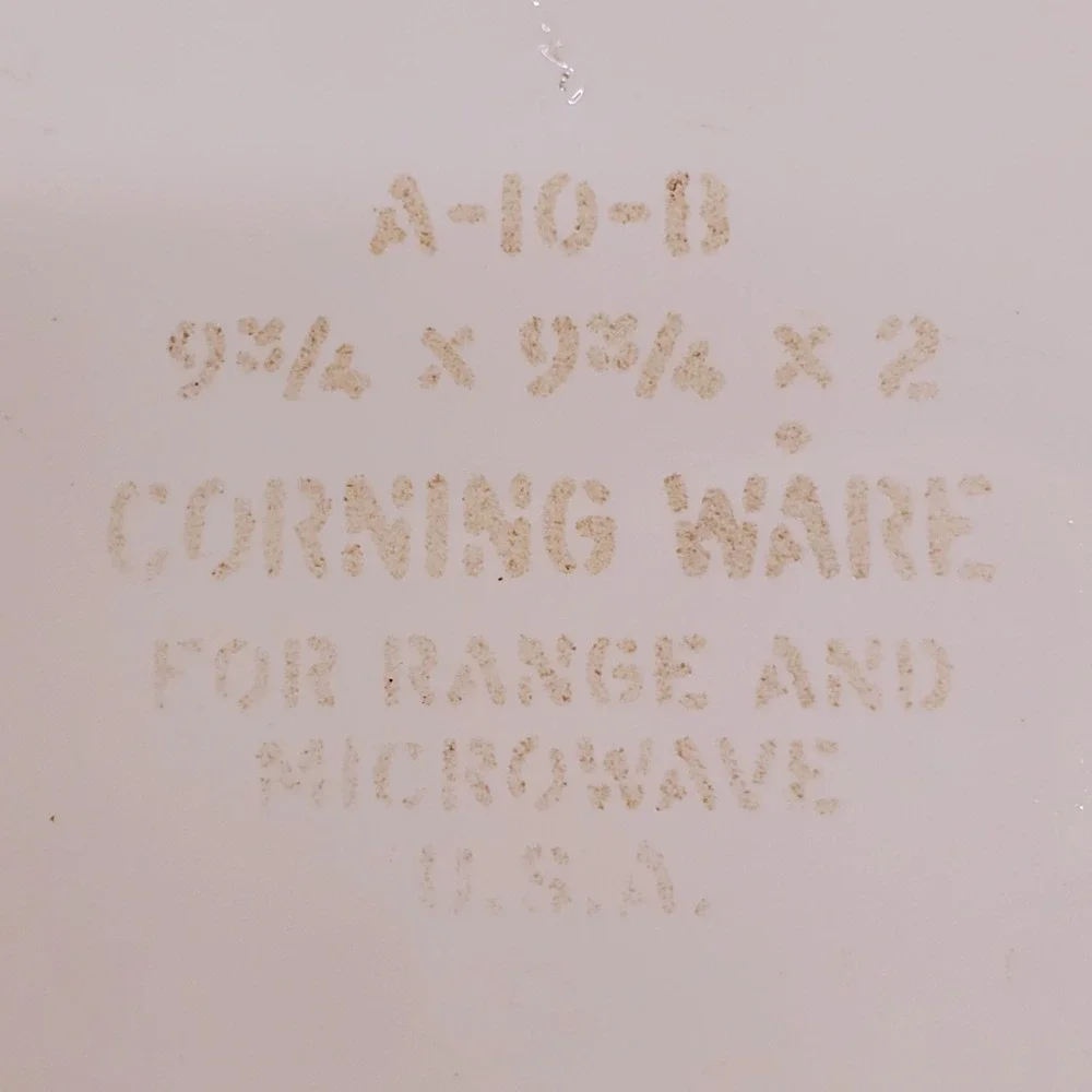 Corning Ware Casserole Dish Spice of Life A-10-B White Excellent Chrome Cradle