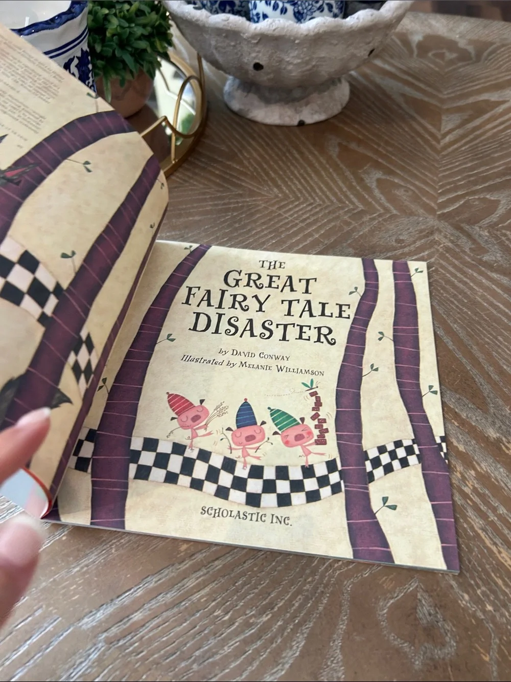 Scholastic The Great Fairy Tale Disaster Children’s Storybook Picture Book