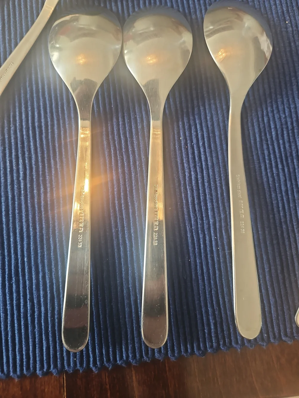 IKEA surfaces steel tableware