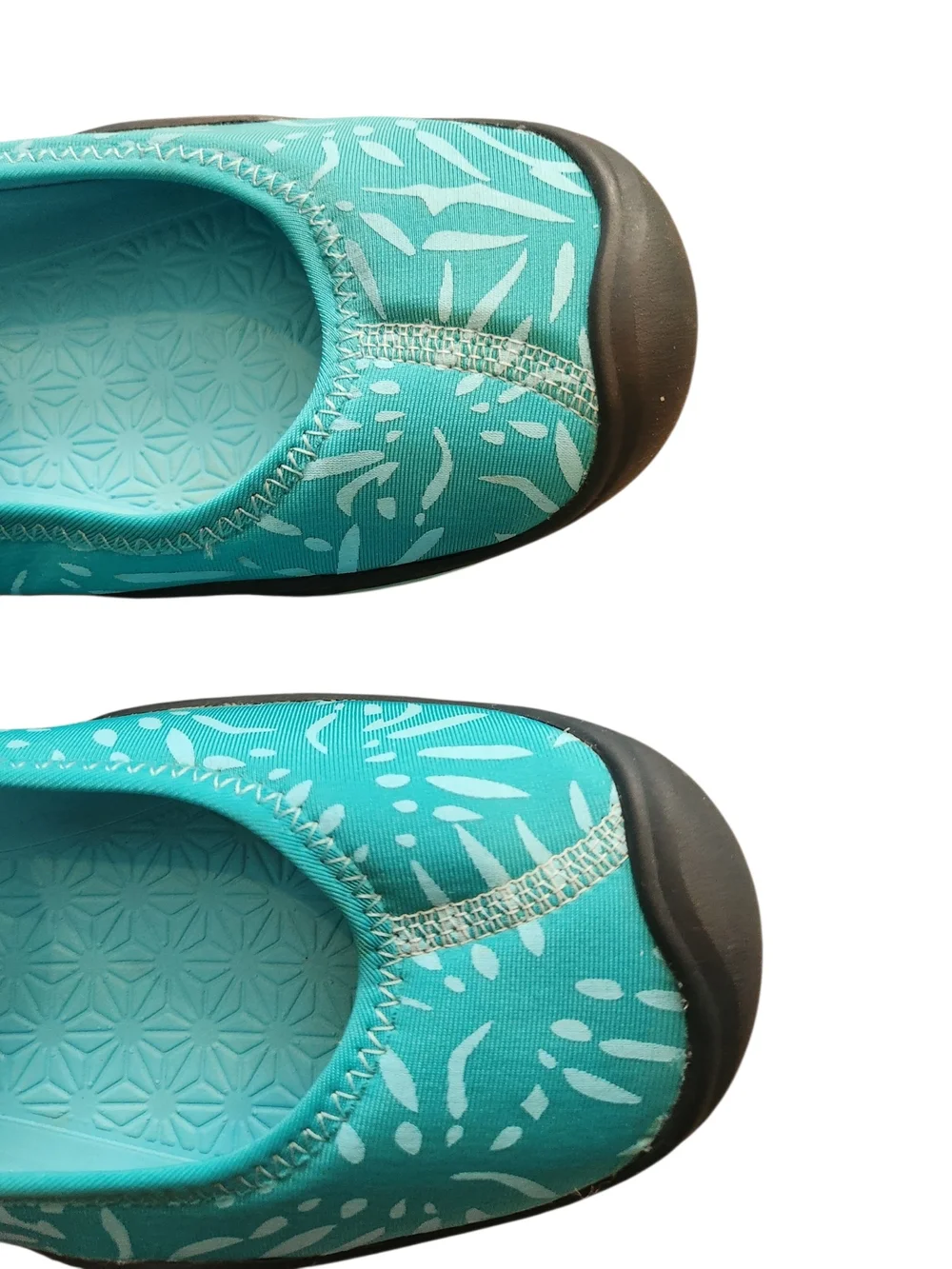 Keen moxie teal