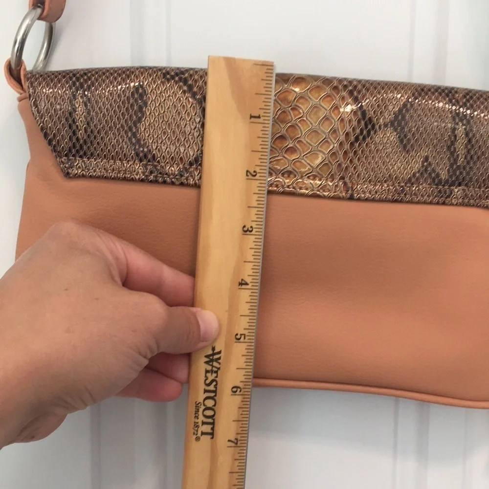 N/A locking purse