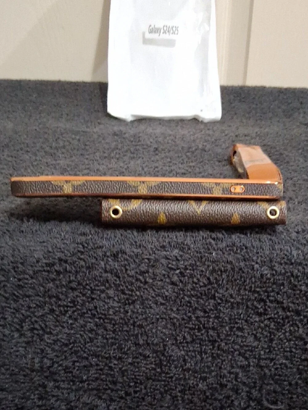 N/A monogram phone