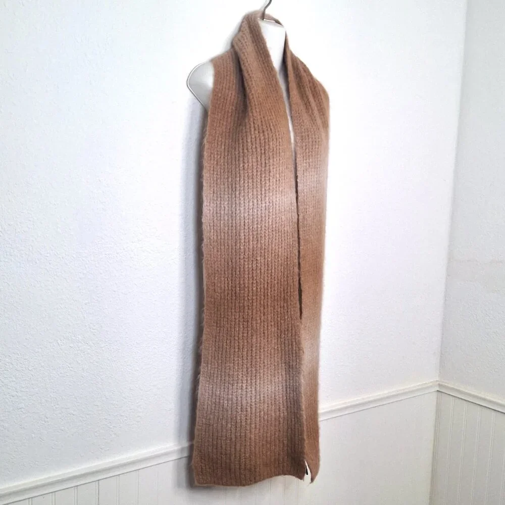 Banana Republic minimalist neutral