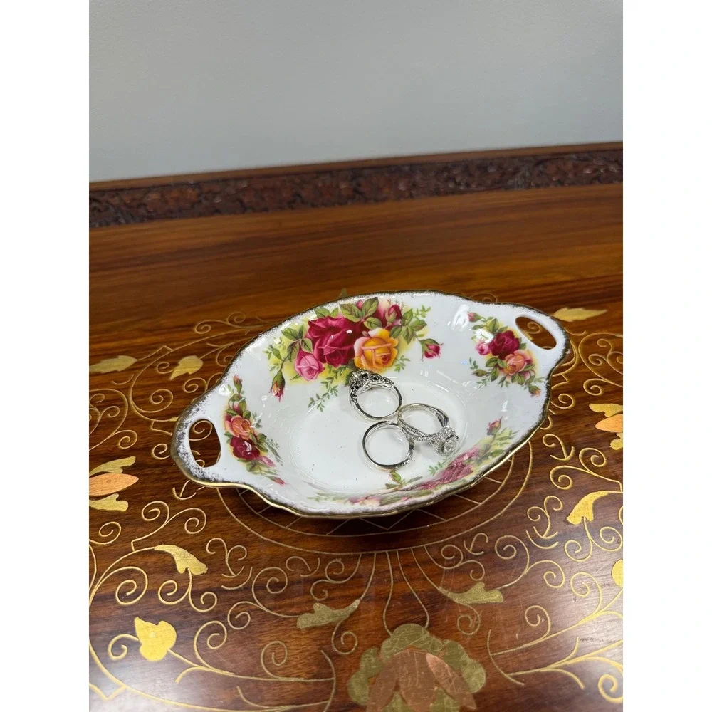 Vintage‎ Royal Albert Old Country Roses Ring Dish
