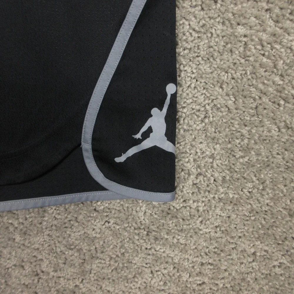 Jordan Shorts Mens Medium Black Solid Basketball Jump Man Baggy Relaxed 10