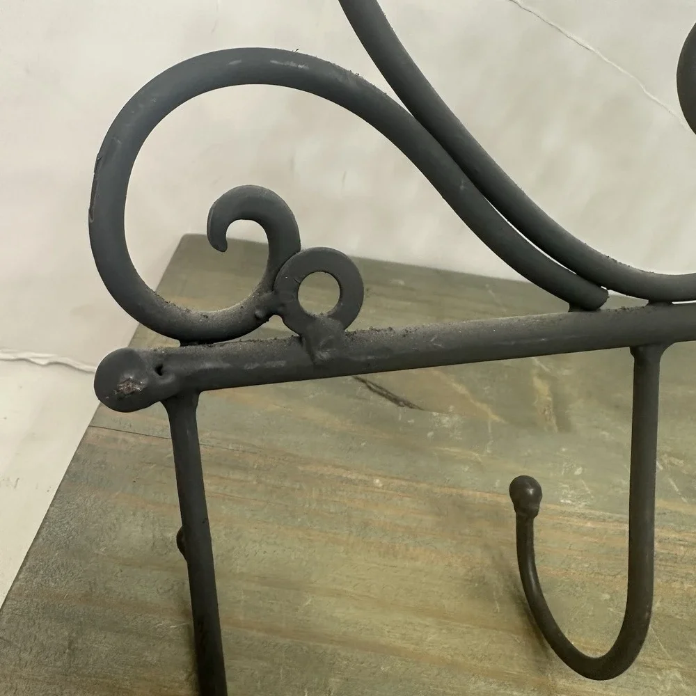 Vintage Wrought Iron Artisan 4 Hook Wall-Mount Coat Rack Holder Hat hanger Black