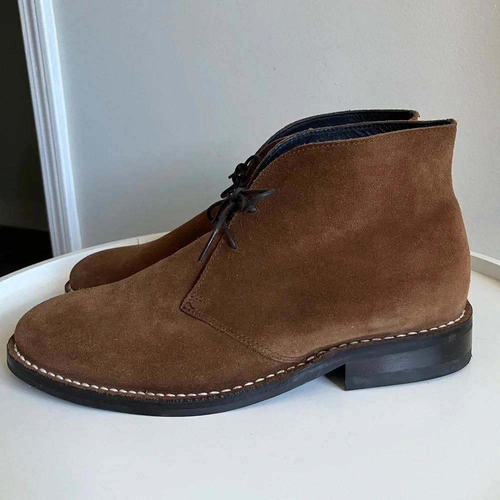 THURSDAY Everyday Scout Men’s Chukka Suede Boots Size 10