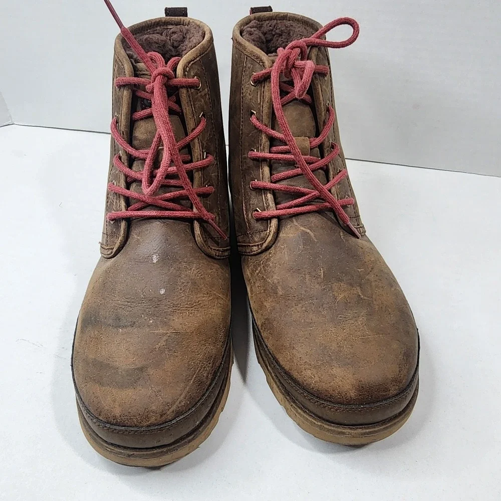 UGG Chukka Men's Size 10 F27019C Winter Boots -Chestnut Suede Waterproof  EUC