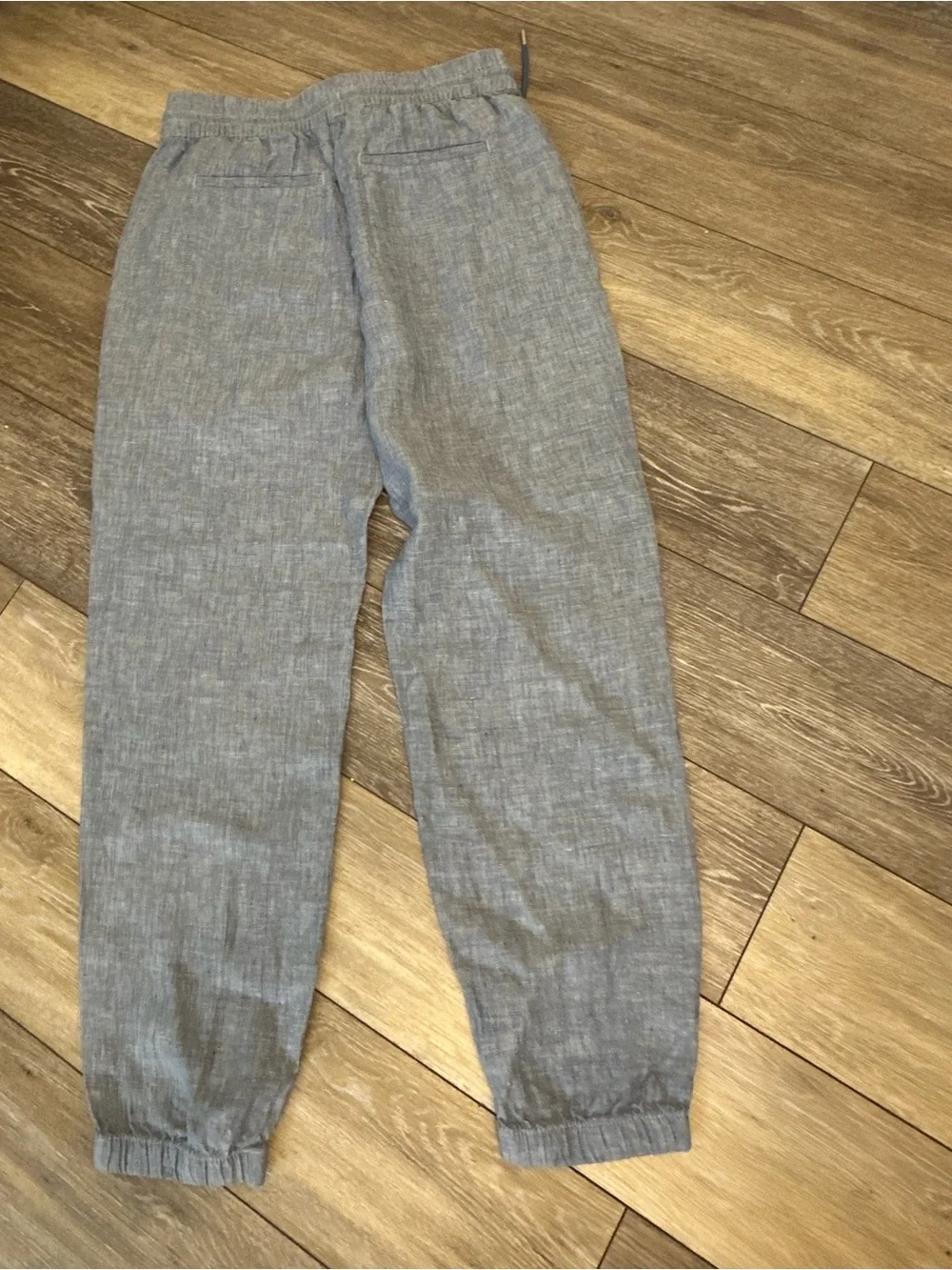 Athleta subtle leg cuffs