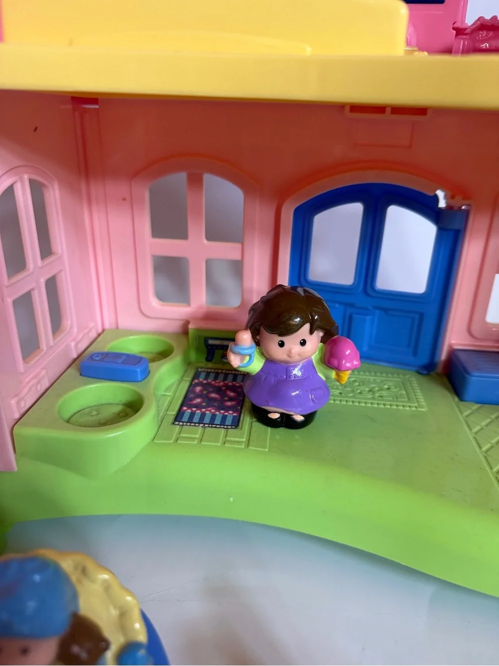 Fisher-Price Little People Happy Sounds Home Dollhouse