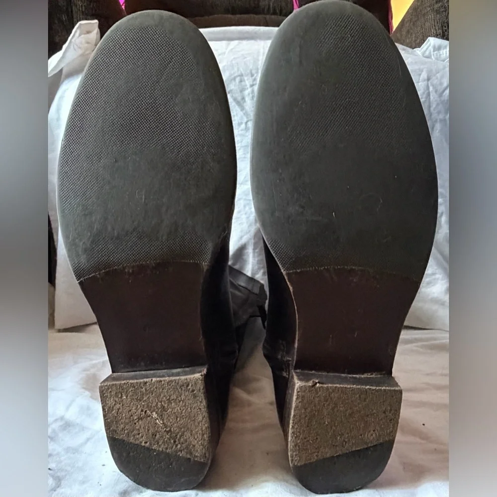 Tory Burch brown size