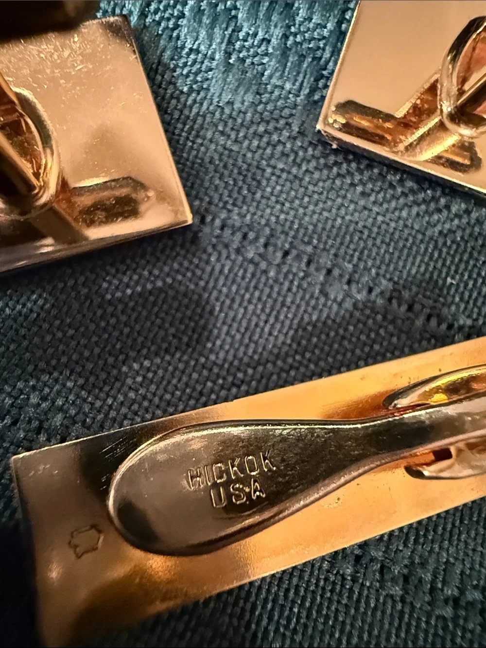 Classic Vintage Gold 'H' Cufflinks and Tie Clip Set