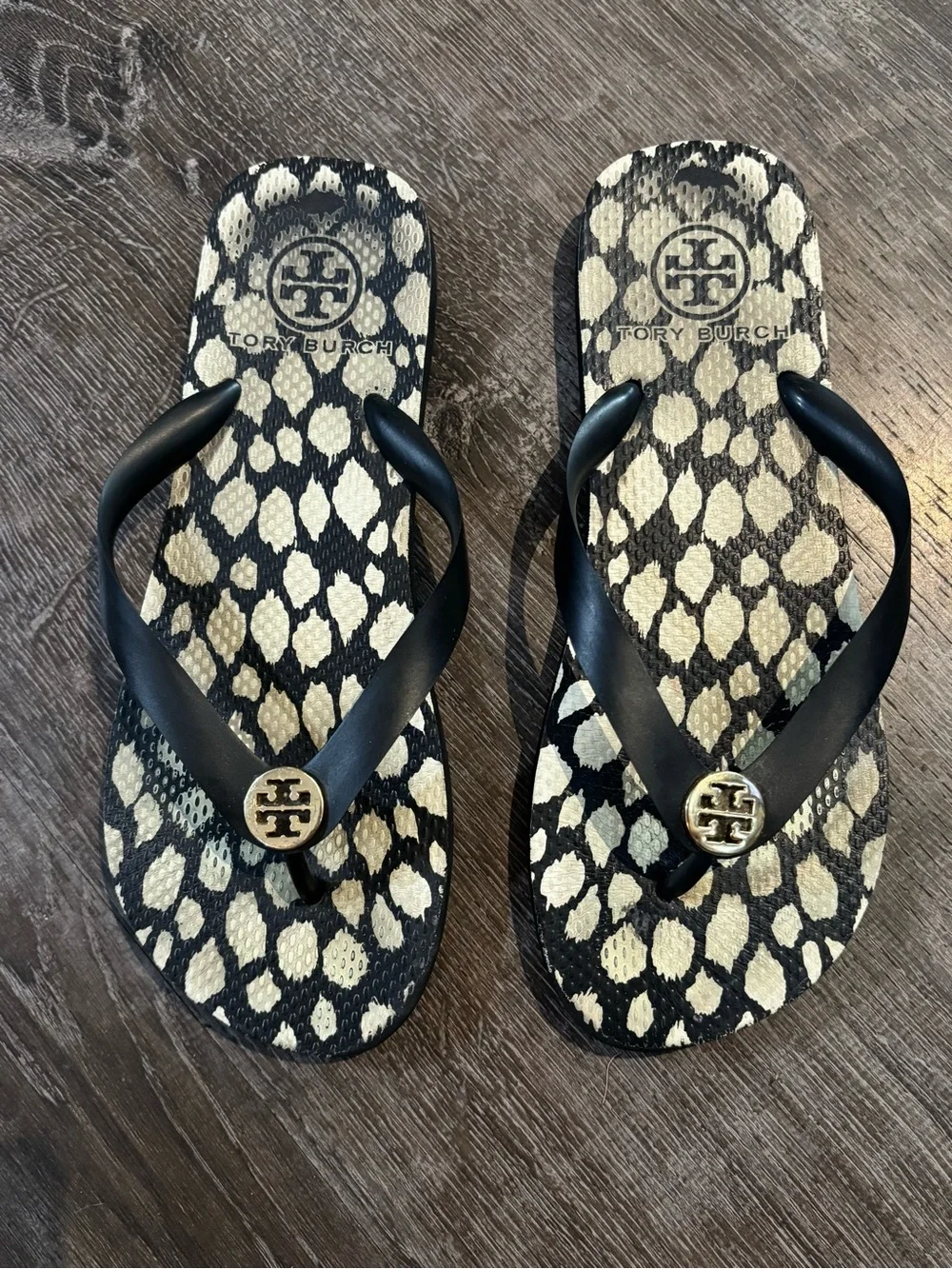 Tory Burch Black & Cream Animal Print Flip Flop Sandals Women’s Size 7
