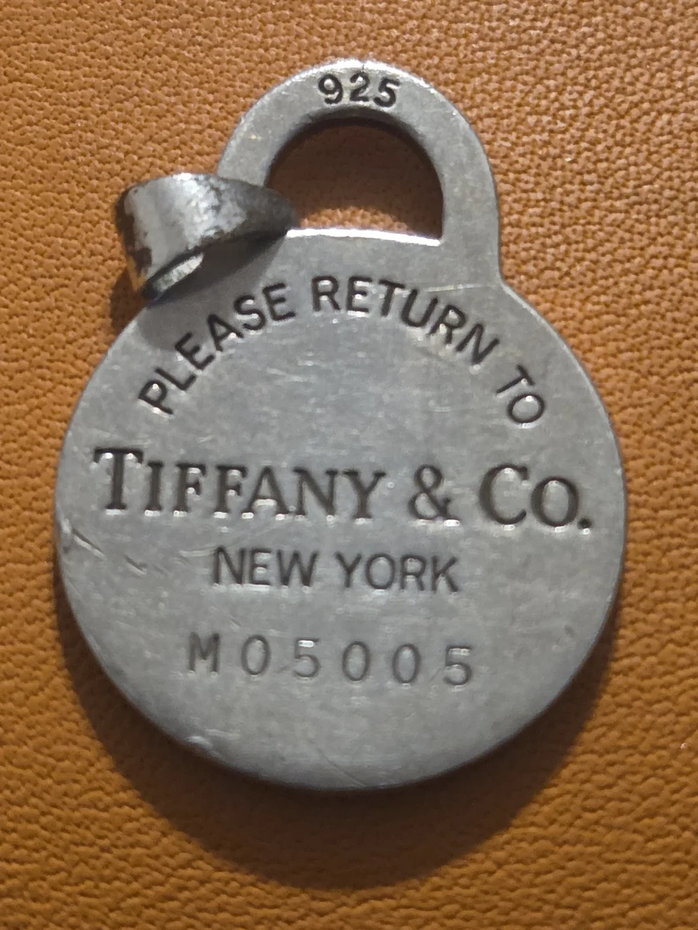 Tiffany & Co. classic tiffany