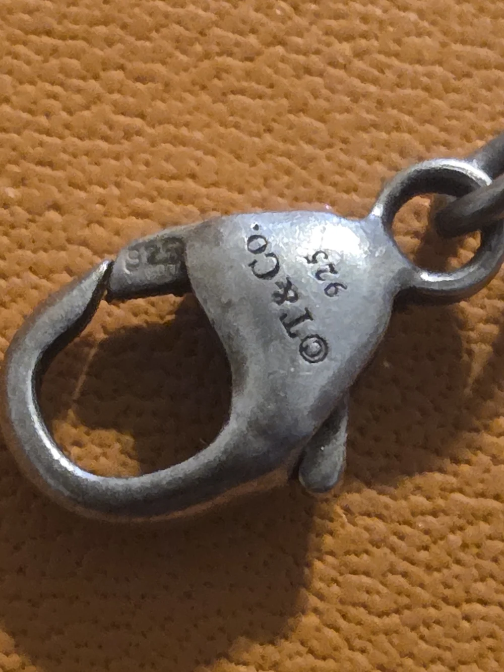 Tiffany & Co. classic tiffany