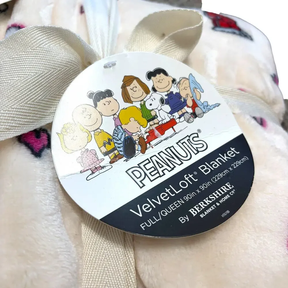 Peanuts item velvetloft