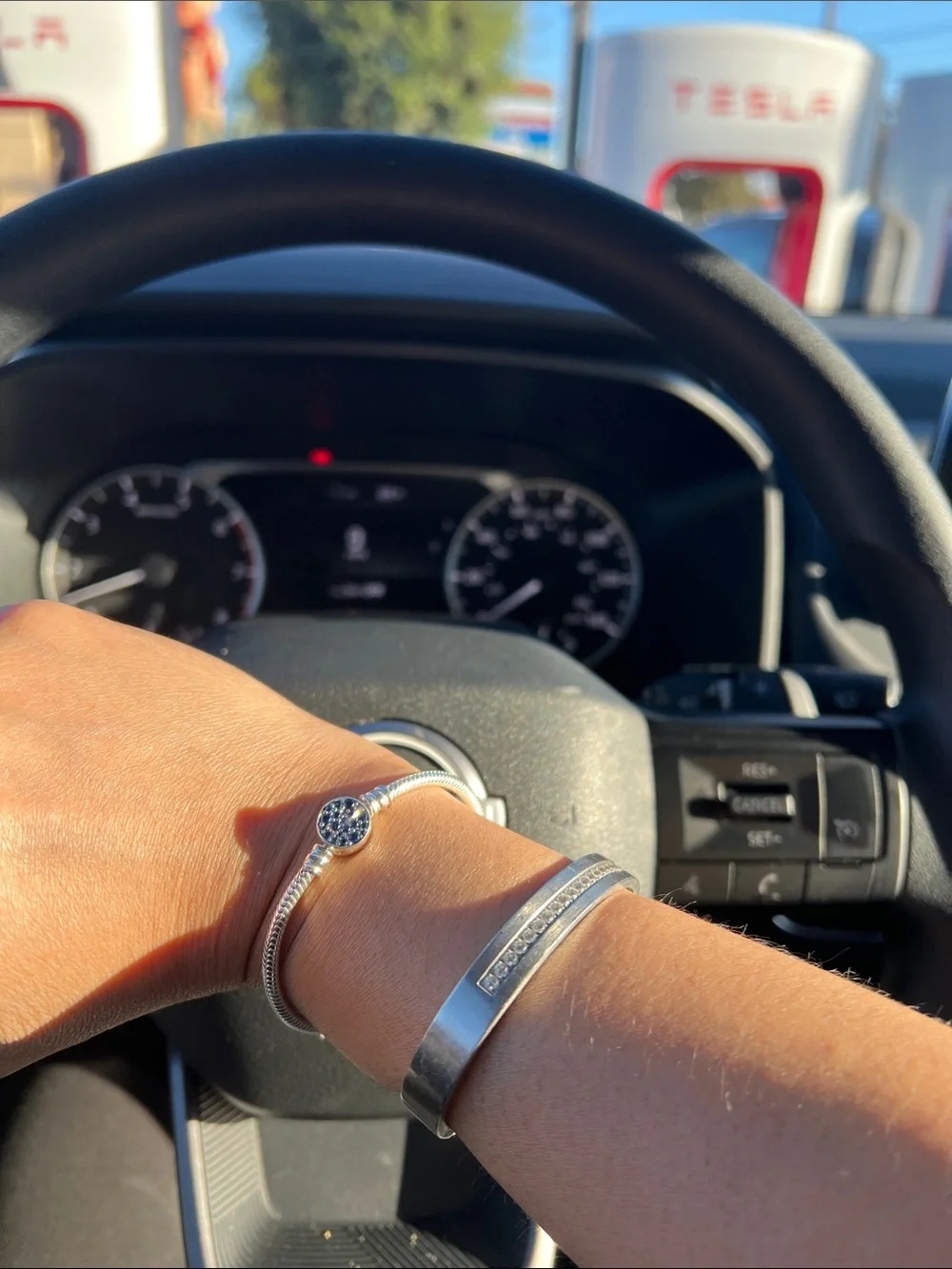 Pandora authentic women