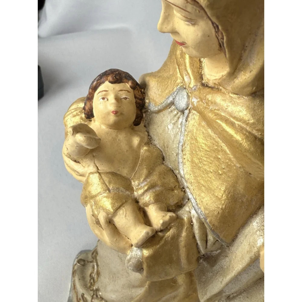 Unbranded holy family