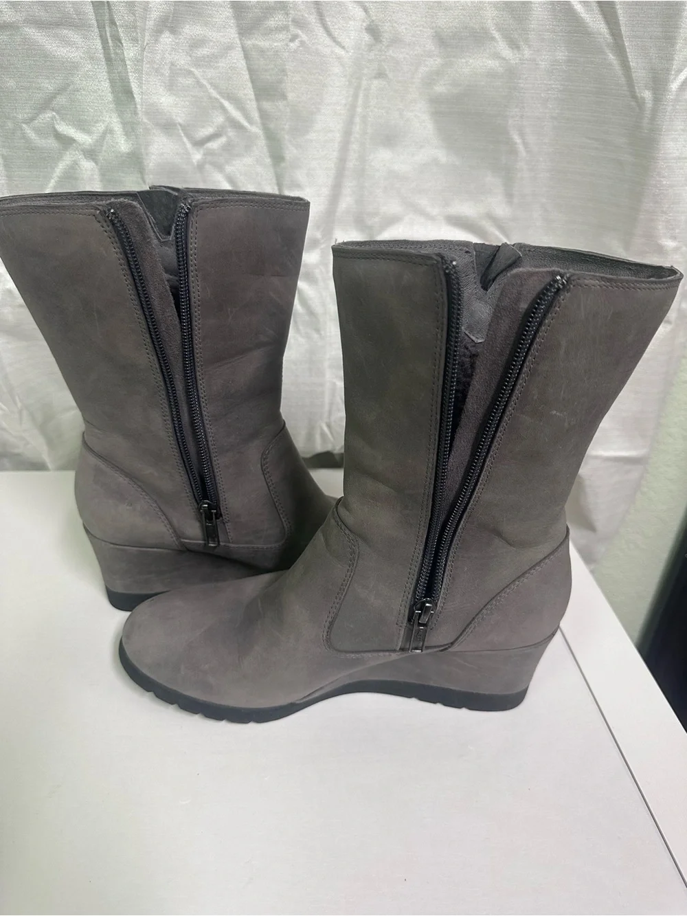 UGG grey wedge