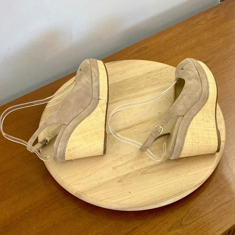Stuart Weitzman Jean Taupe Suede Slingback Wedge Sandals Womens Sz 6 M Platform