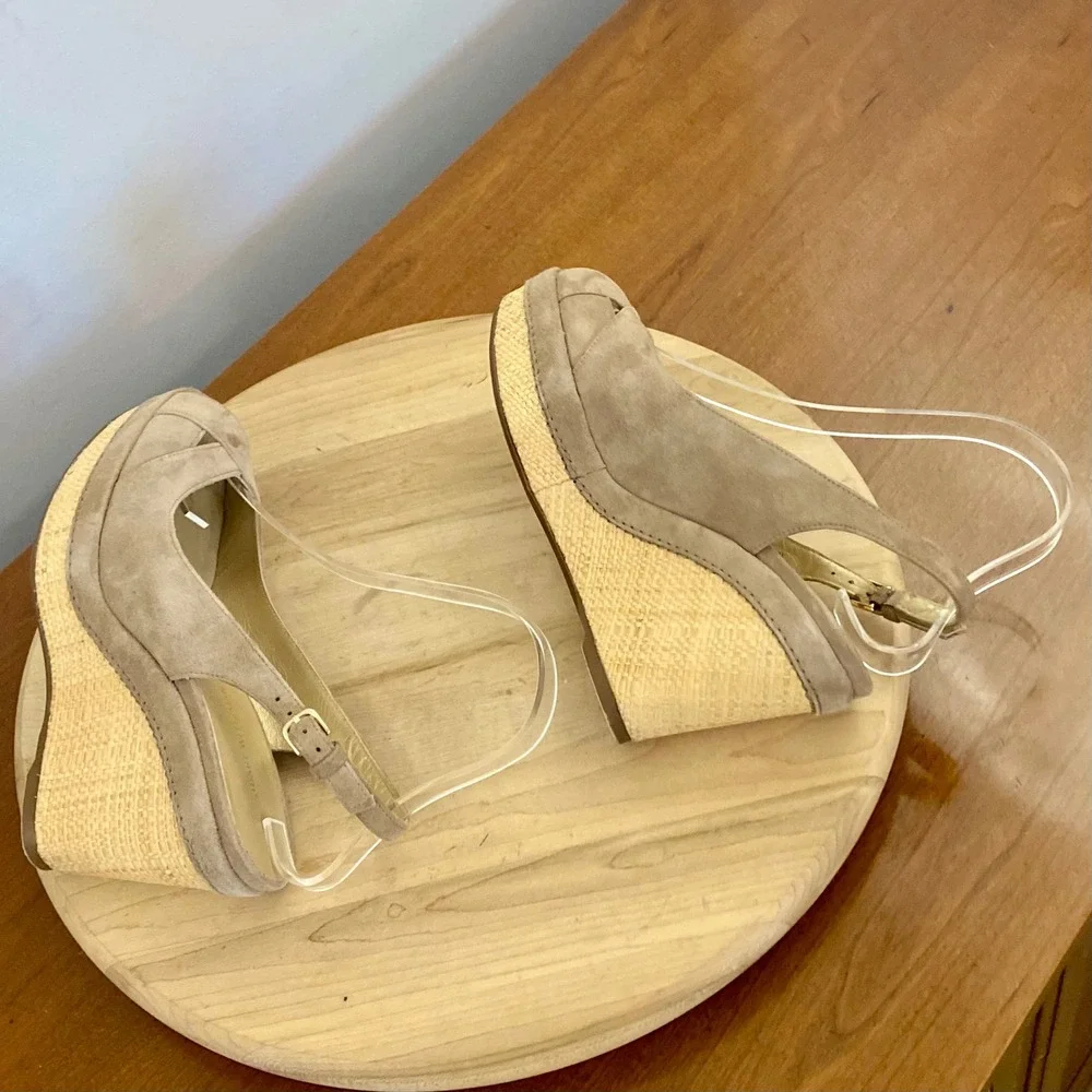 Stuart Weitzman Jean Taupe Suede Slingback Wedge Sandals Womens Sz 6 M Platform