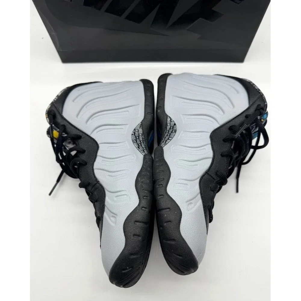 Nike little posite