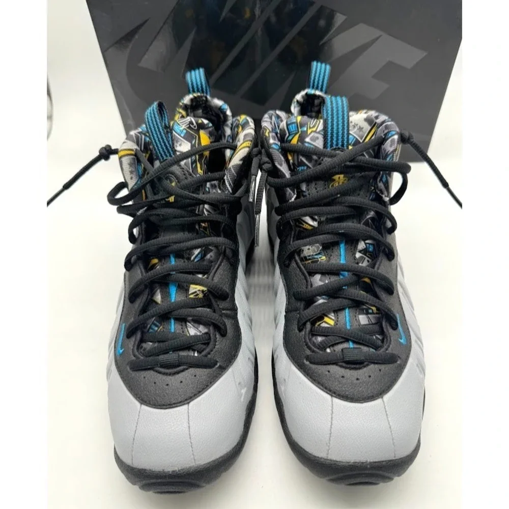 Nike little posite