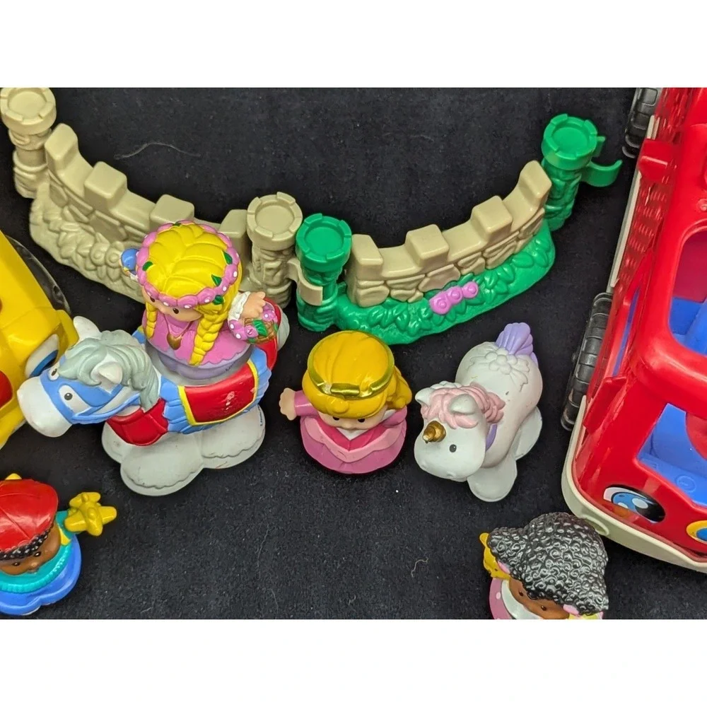 Little People product set