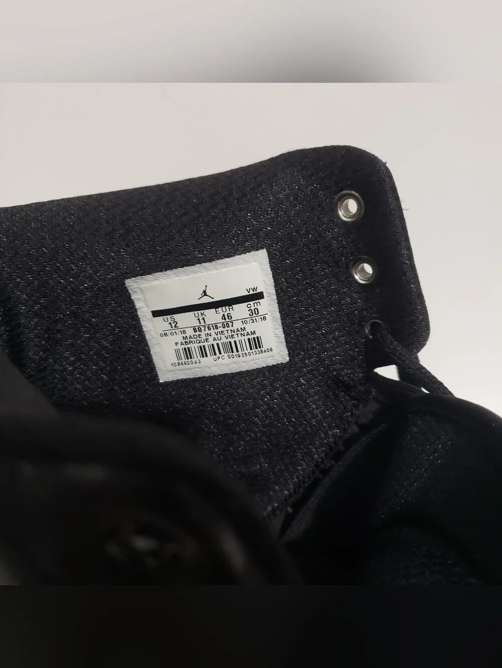 Air Jordan 2 Retro BHM Black History Month 2019 M’s Size 12 BQ7618-007 Well Kept