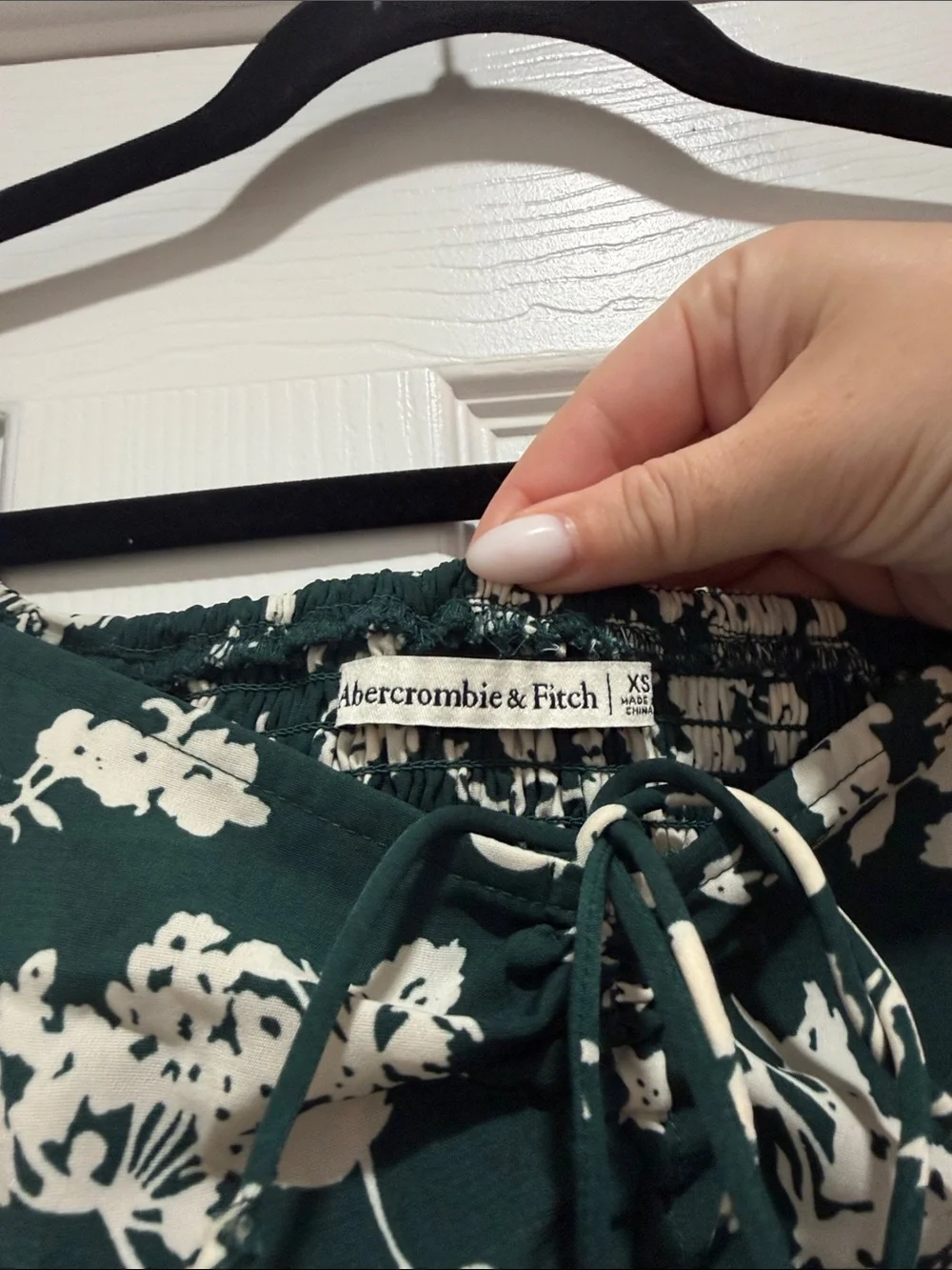 Abercrombie & Fitch detail easy green