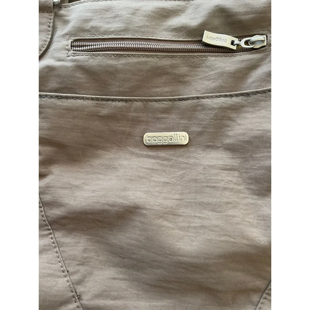 Baggallini Mushroom Brown Nylon Laptop Tote Bag‎ Crossbody Travel Work Bag