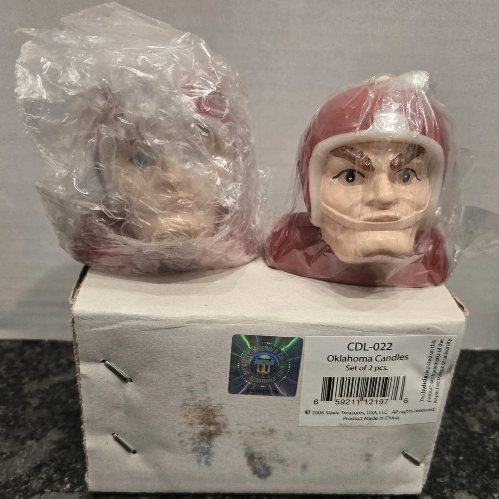 Oklahoma Sooners Mascot Candle Set of‎ 2 College Treasures Football