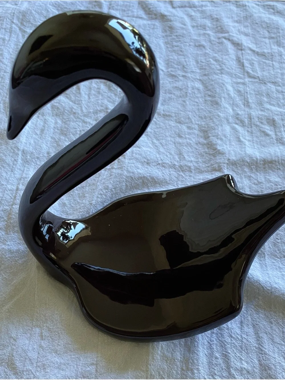 Vintage Nova Designs of California ceramic swan towel holder.