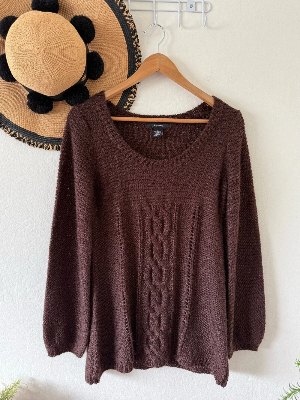 Raisey brown wool