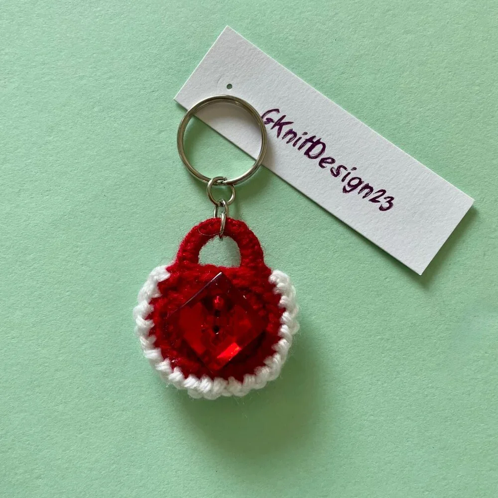 GKnitDesign23 crochet keychain