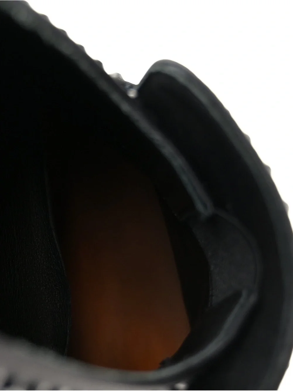 Prada please seller