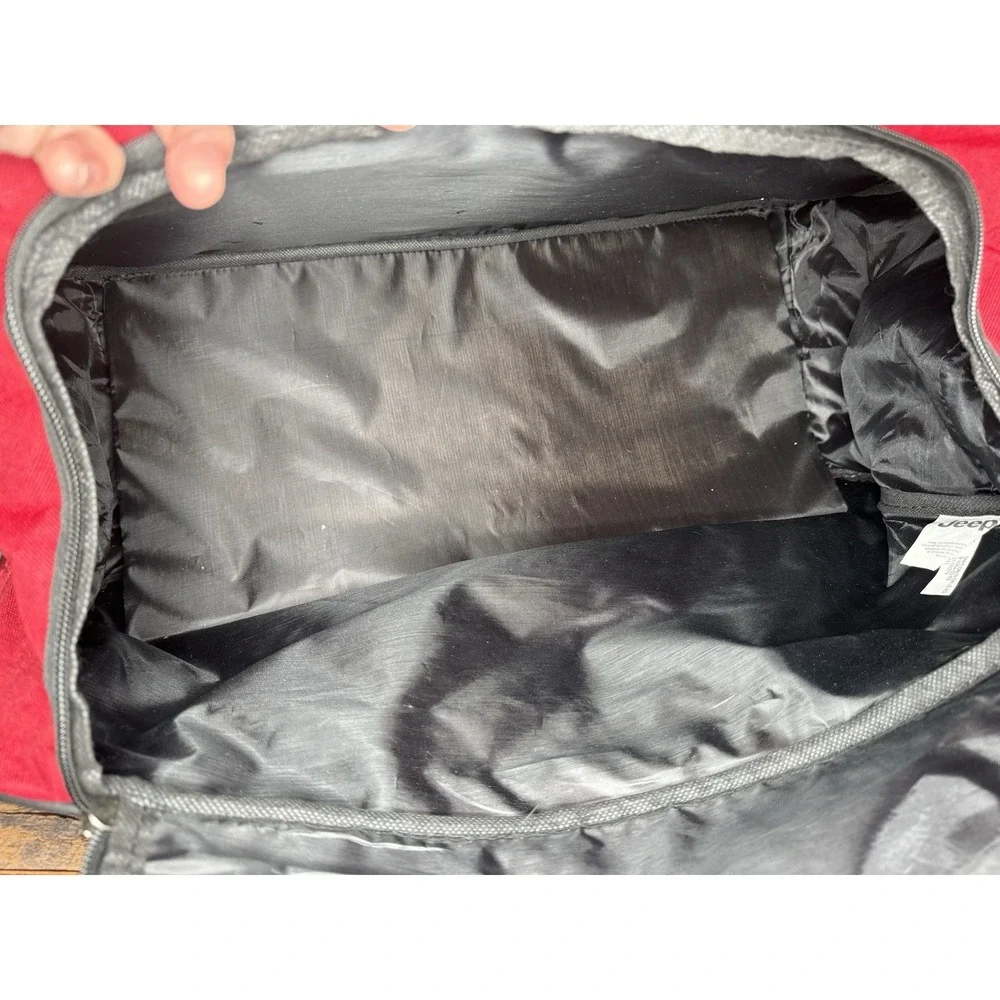 Jeep red duffel