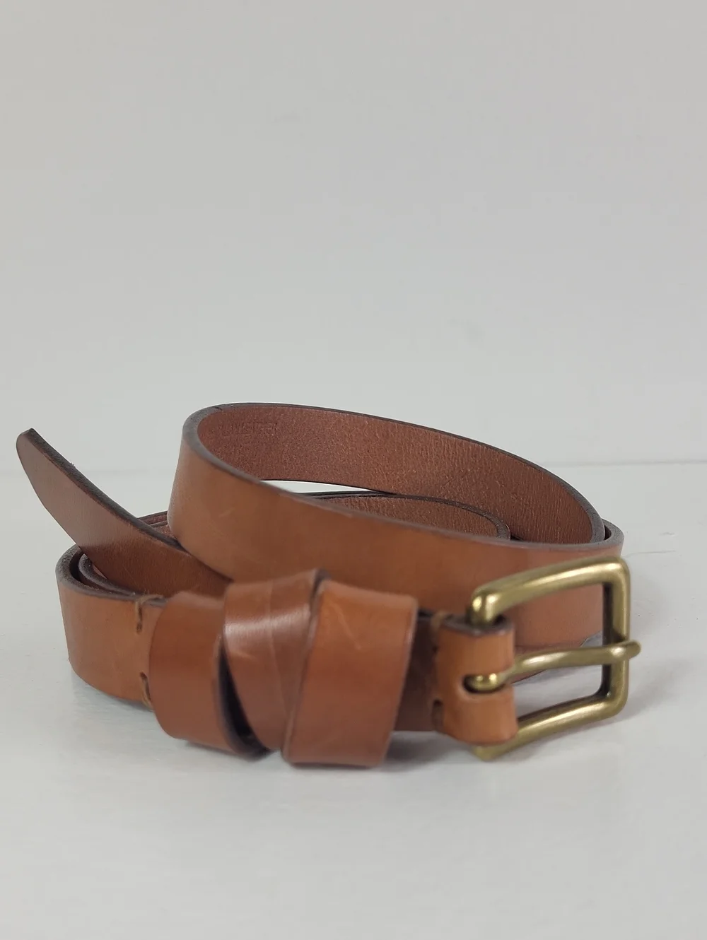 Madewell Classic Tan Leather Belt with Brass Buckle. Size M/L