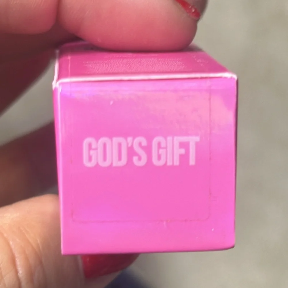 Jeffree Star velvety smooth