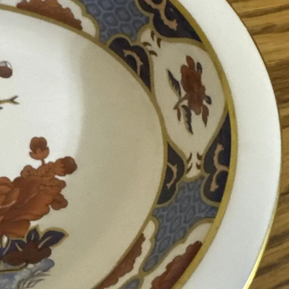 Spode take piece