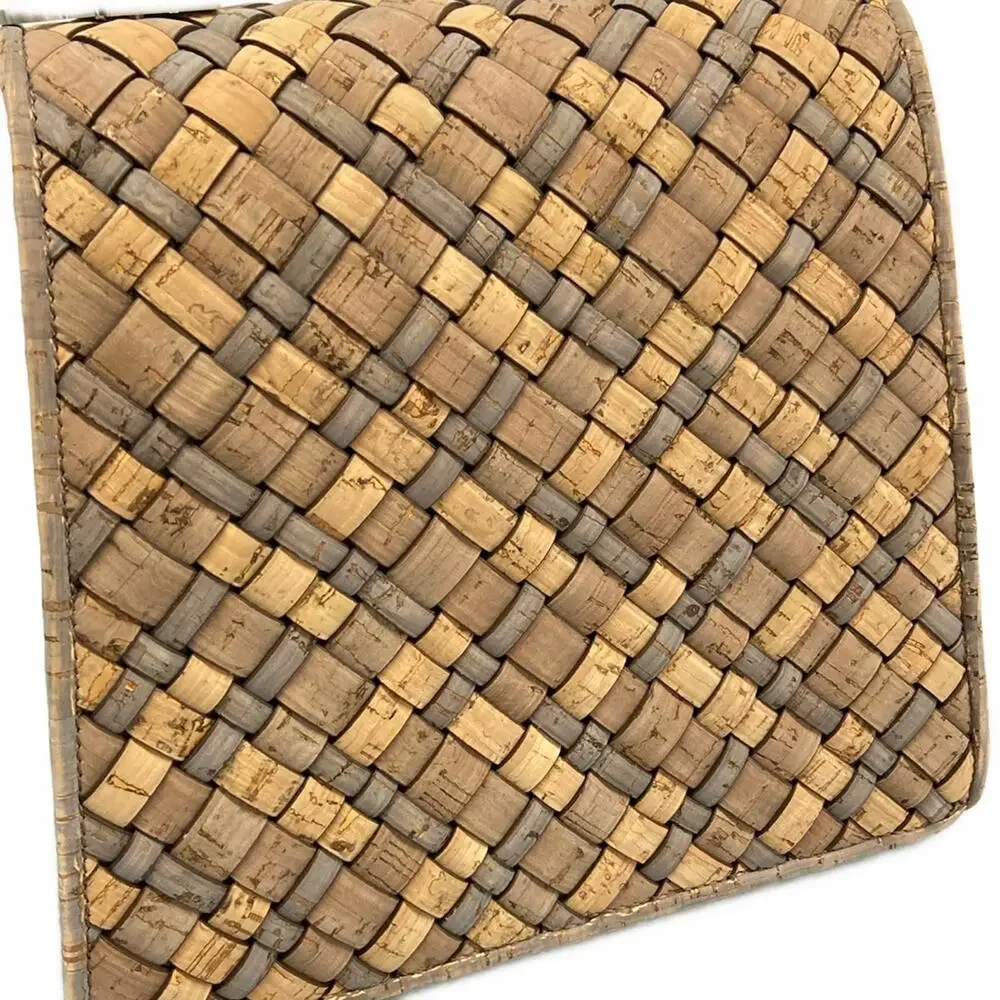Salvatore Ferragamo good weight tan