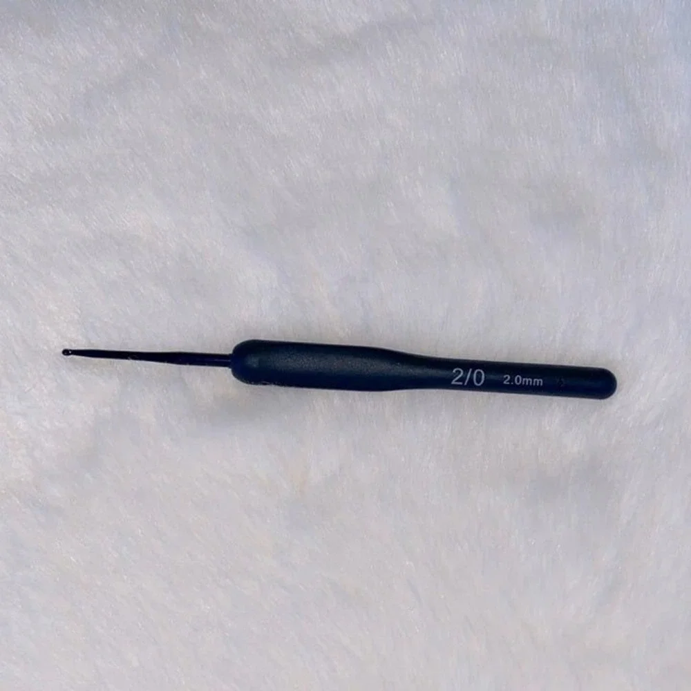 Crochet Needle Black 2.0 mm