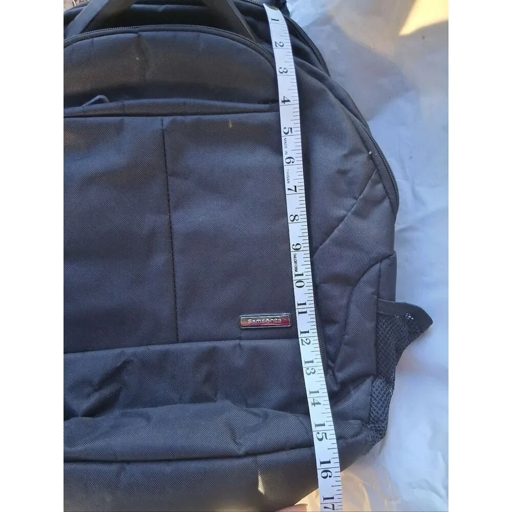 Samsonite durable black