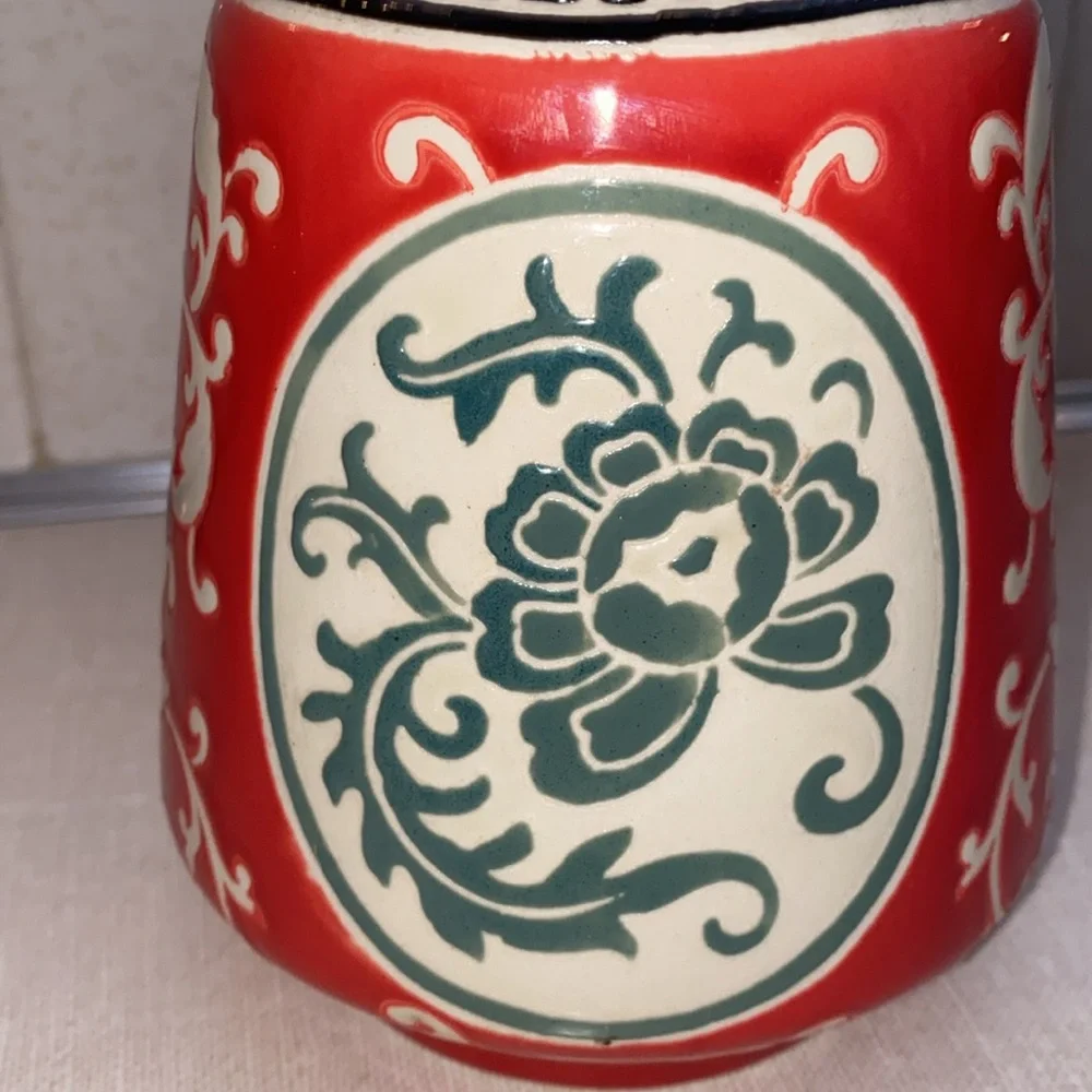 Pier 1 Imports Oriental Boho style Bud‎ Vase red black white