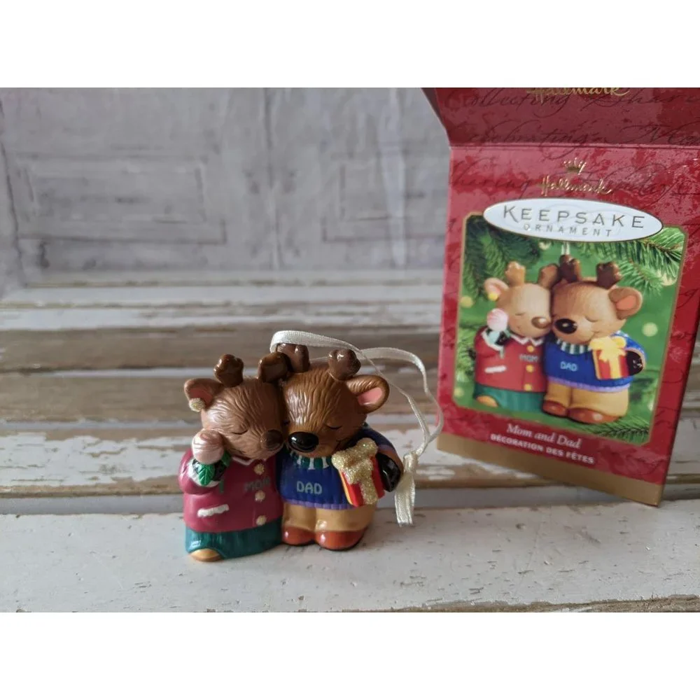 Hallmark Mom and Dad Reindeer 2000 Christmas holid‎
