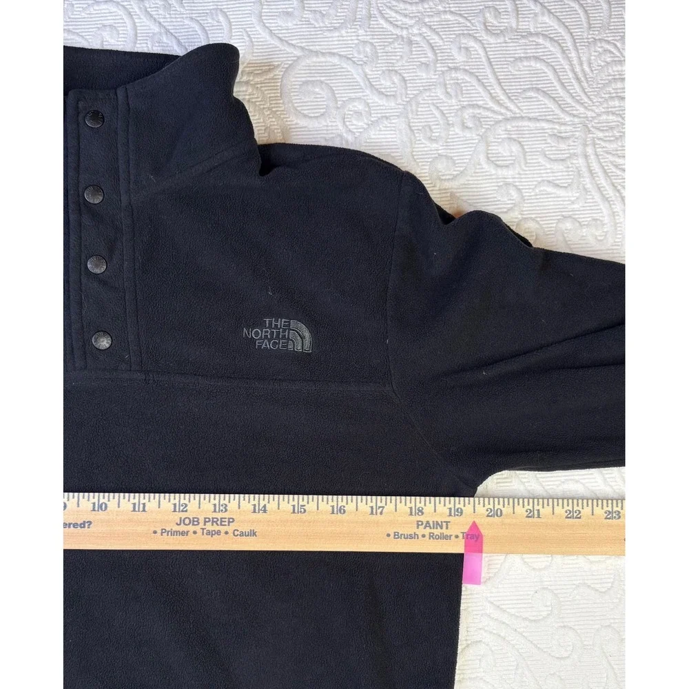 The North Face black north