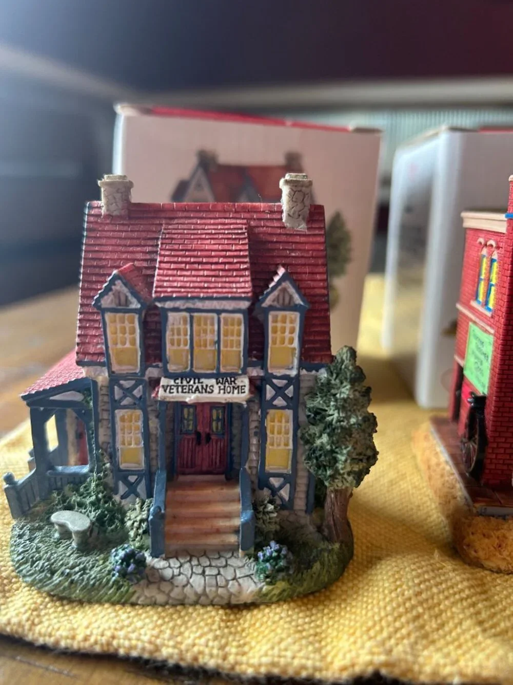 Liberty Falls  Collection  village  4 in set  