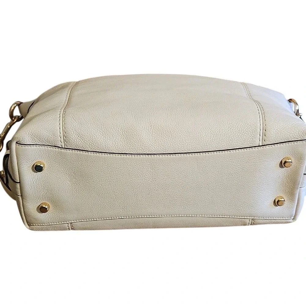 Coach Kelsey Satchel Chalk White Pebble Leather Handbag F59325‎ Gold Hardware