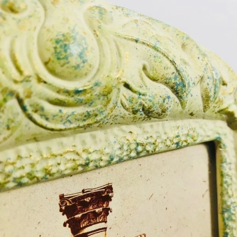 Connoisseur Picture Frame Unique Ceramic Design.